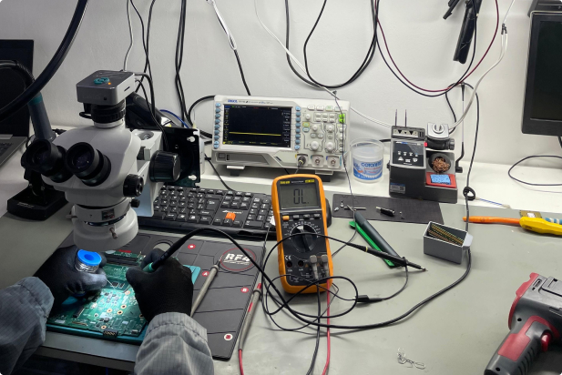 Laboratório de reparos da Wu Tech